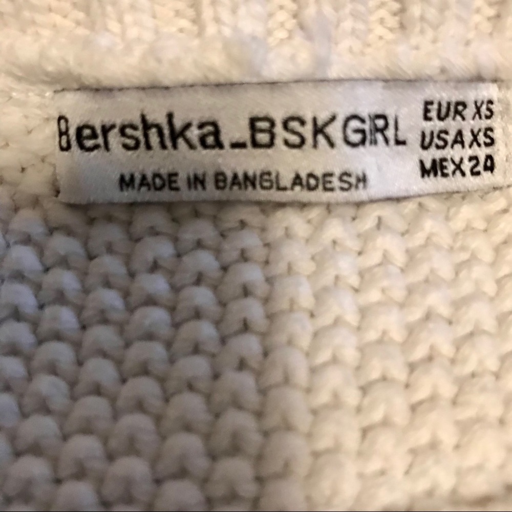 Bershka ..BSKGIRL Crew Neck Sweater - Picture 2 of 3